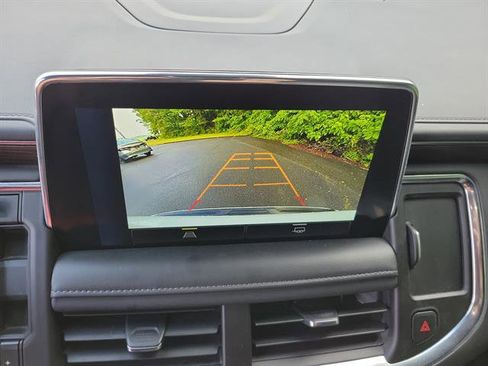 Used 2024 Chevrolet Tahoe LT RWD image 13