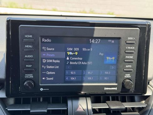 Used 2021 Toyota RAV4 XLE w/ Convenience Package AWD/4WD image 3