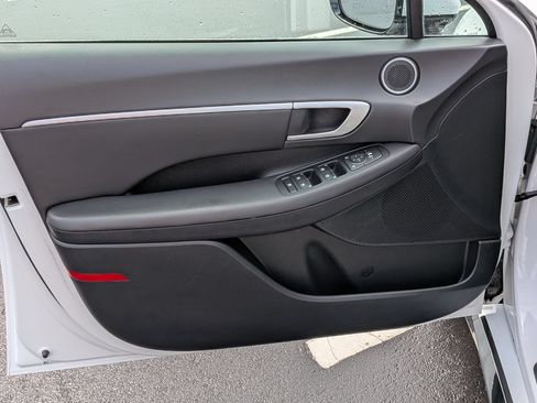 Used 2024 Hyundai Sonata SEL FWD image 11