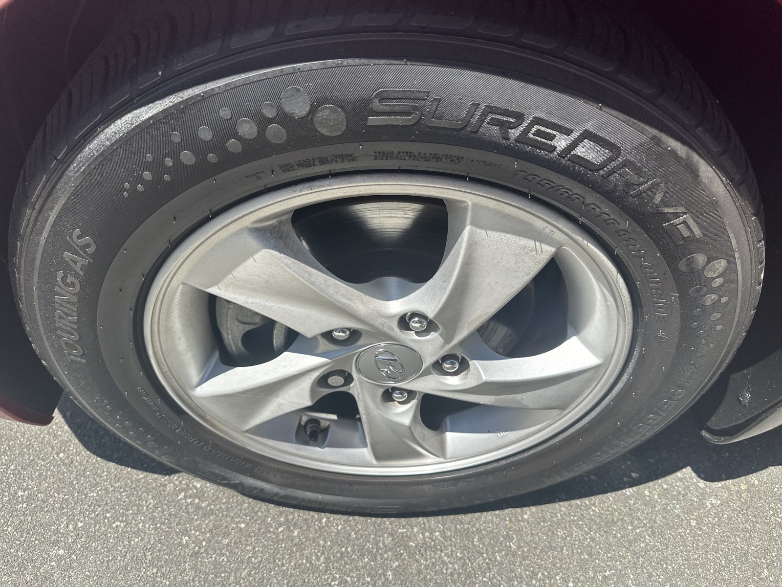 Used 2015 Hyundai Elantra SE FWD image 27