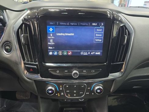 Used 2023 Chevrolet Traverse RS w/ LPO, Floor Liner Package image 23