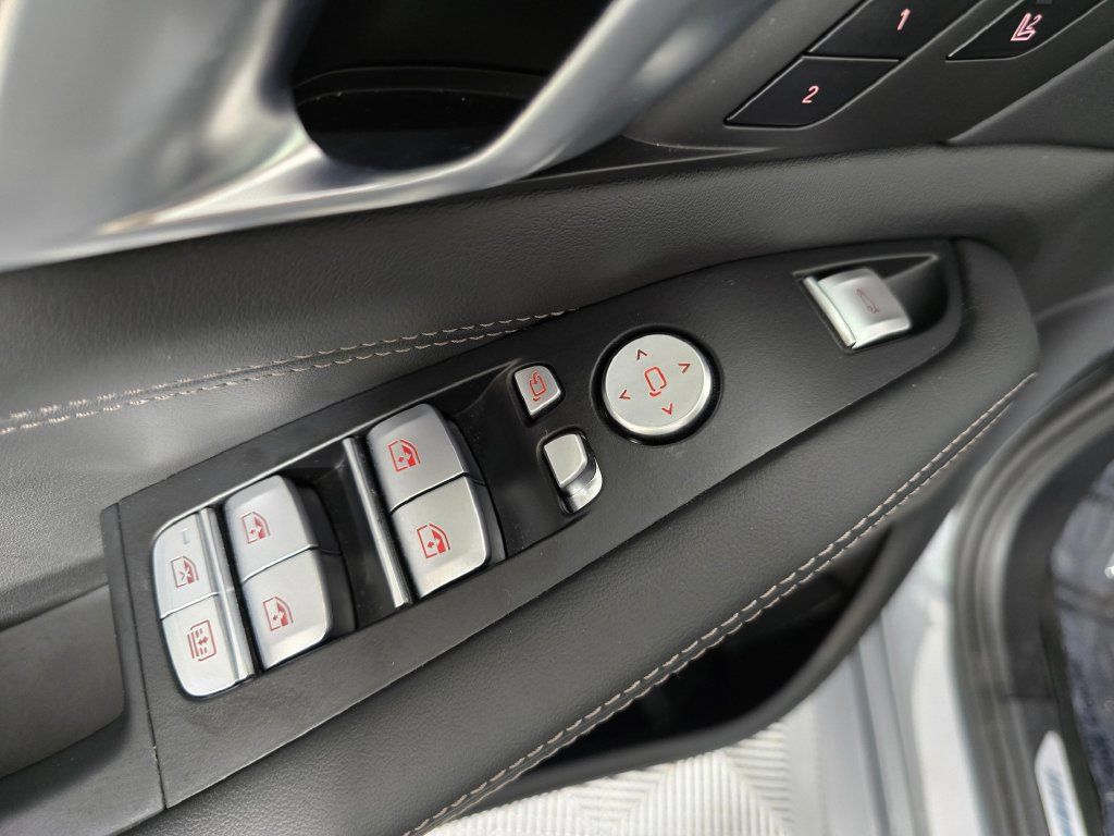 Used 2025 BMW X7 M60i AWD/4WD image 28