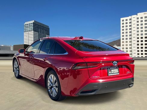 Used 2021 Toyota Mirai XLE FWD w/ Advanced Technology Package image 3