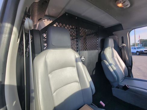 Used 2014 Ford E-150 and Econoline 150 image 40