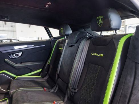 Used 2024 Lamborghini Urus Performante image 26