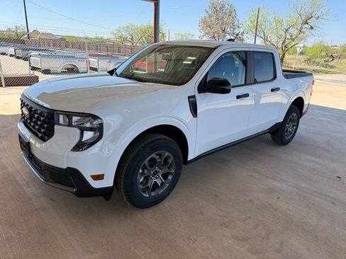 New 2026 Ford Maverick XLT w/ XLT Luxury Package AWD/4WD image 3