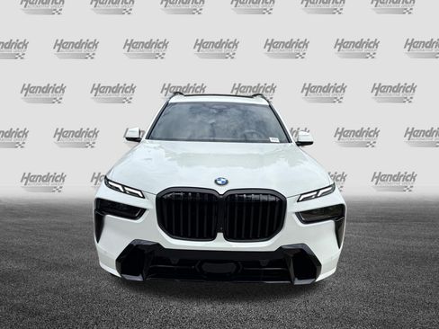New 2027 BMW X7 xDrive40i w/ M Sport Package AWD/4WD image 3