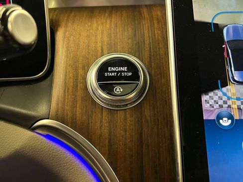 Certified 2023 Mercedes-Benz GLC 300 4MATIC image 30