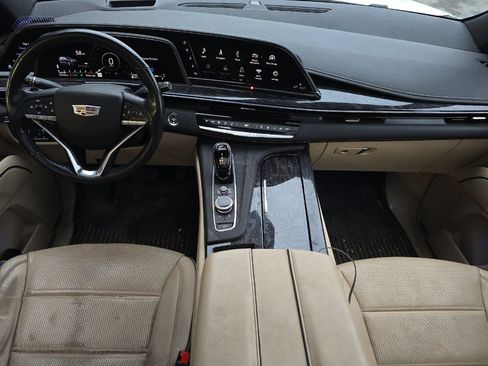 Used 2021 Cadillac Escalade Premium Luxury image 8
