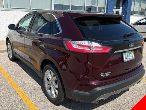 Used 2020 Ford Edge Titanium w/ Equipment Group 301A AWD/4WD image 4