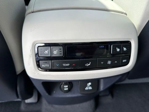 Used 2023 Hyundai Palisade Limited w/ Cargo Package AWD/4WD image 22