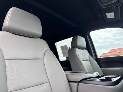 Used 2021 GMC Sierra 3500 SLT w/ Driver Alert Package I image 18