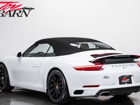 Used 2017 Porsche 911 Carrera RWD image 11