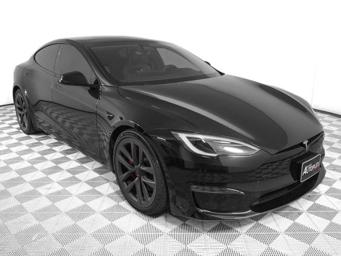 Used 2025 Tesla Model S Plaid AWD/4WD image 2