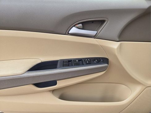 Used 2009 Honda Accord LX image 18