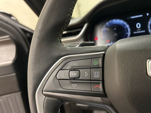 Used 2024 Jeep Grand Cherokee Limited w/ Black Appearance Package image 21