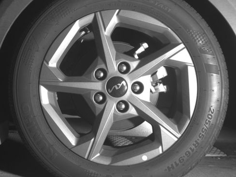 Used 2025 Kia K4 FWD image 14