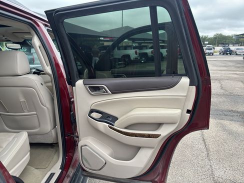 Used 2016 GMC Yukon Denali w/ Open Road Package AWD/4WD image 16