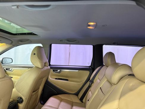 Used 2005 Volvo V70 R image 38