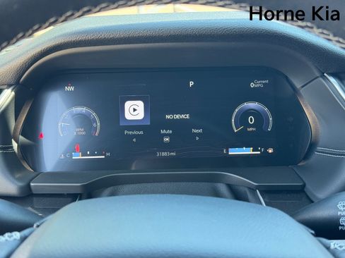 Used 2022 Jeep Grand Cherokee Altitude AWD/4WD image 17