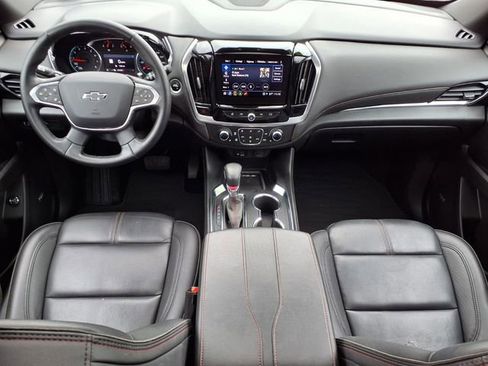Used 2023 Chevrolet Traverse RS AWD/4WD image 15