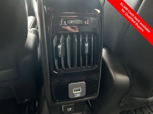 New 2026 Jeep Compass Latitude image 20