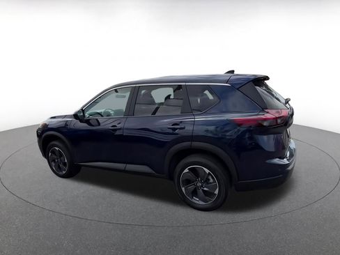 Used 2025 Nissan Rogue SV FWD image 10