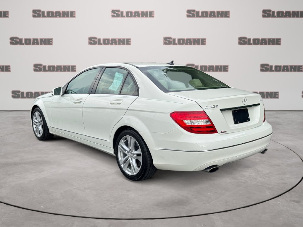 Used 2012 Mercedes-Benz C 300 4MATIC Sedan image 3