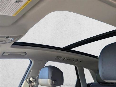 Used 2018 Audi Q5 2.0T Premium Plus w/ Premium Plus Package image 13