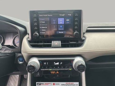 Used 2021 Toyota RAV4 XLE w/ Convenience Package image 15