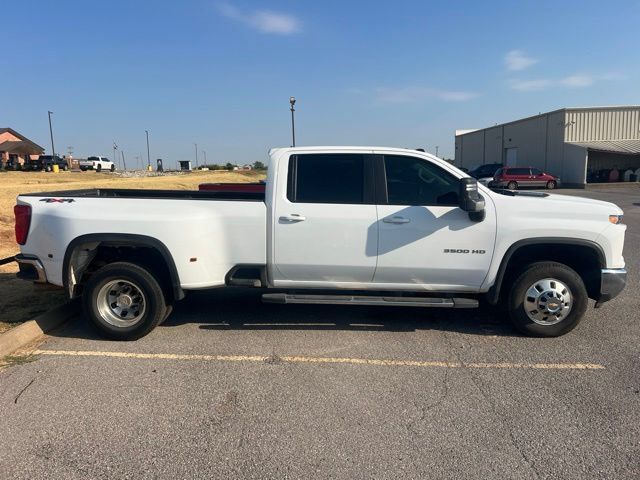 Used 2026 Chevrolet Silverado 3500 LT w/ Safety Package AWD/4WD image 7