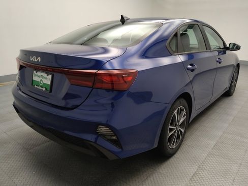 Used 2022 Kia Forte LXS w/ LXS Technology Package image 9