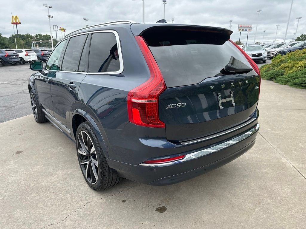Certified 2024 Volvo XC90 B6 Ultimate w/ Protection Package Premier AWD/4WD image 7