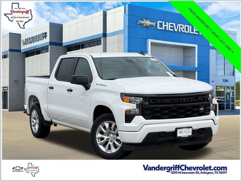 Used 2024 Chevrolet Silverado 1500 Custom RWD image 1