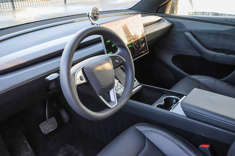 Used 2026 Tesla Model Y Long Range AWD/4WD image 24