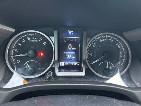 Used 2022 Toyota Tacoma SR5 w/ Technology Package image 24