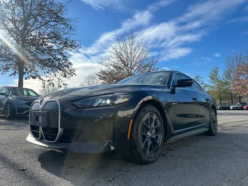 Used 2025 BMW i4 xDrive40i w/ Parking Assistance Package image 32