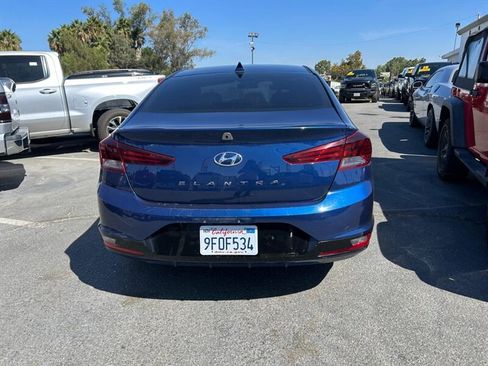 Used 2020 Hyundai Elantra SEL FWD image 11