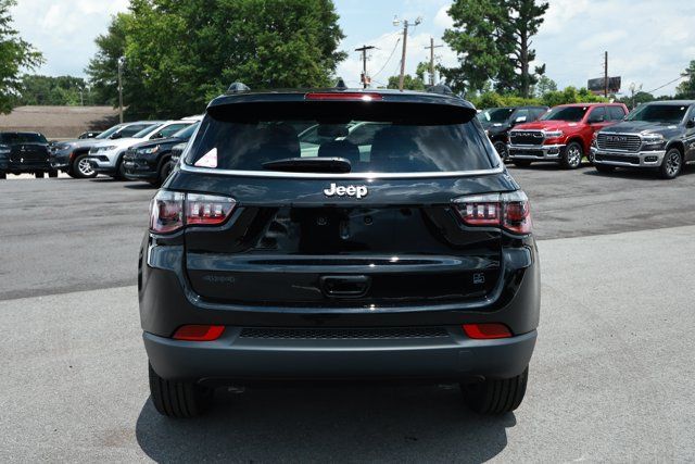 New 2026 Jeep Compass Latitude AWD/4WD image 7