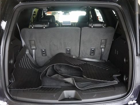 Used 2023 Chevrolet Tahoe LT image 19