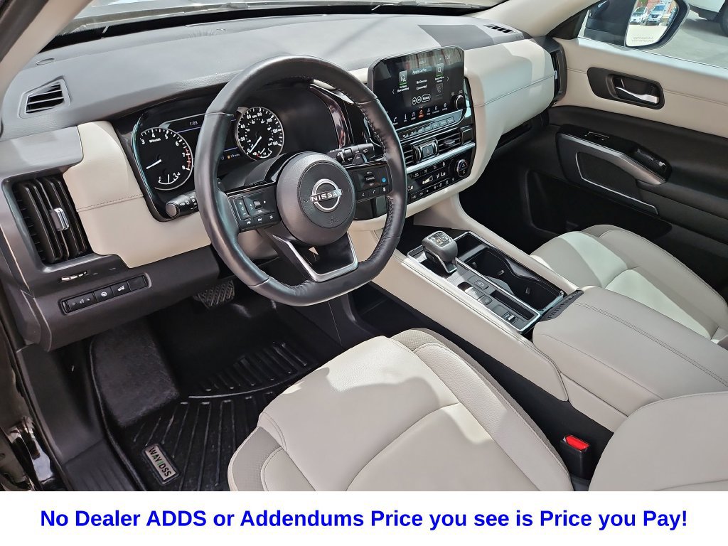 Used 2023 Nissan Pathfinder SL w/ Black Appearance Package FWD image 22