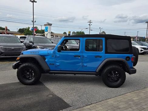 Used 2024 Jeep Wrangler Unlimited Sport AWD/4WD image 4