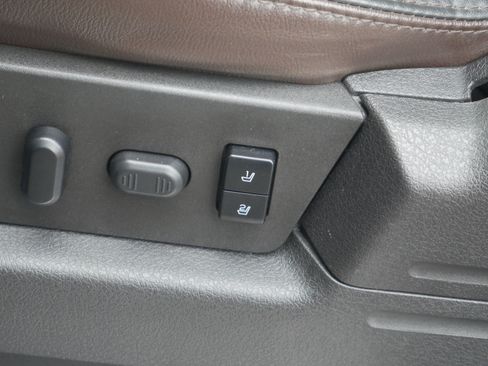 Used 2012 Ford F150 Platinum AWD/4WD image 4