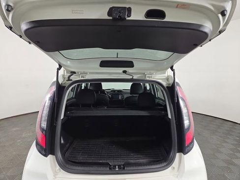 Used 2018 Kia Soul ! image 28