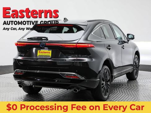 Used 2023 Toyota Venza Nightshade AWD/4WD image 5