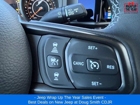 New 2025 Jeep Gladiator Mojave image 14