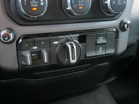 Used 2022 RAM 1500 Big Horn w/ Trailer Tow Group AWD/4WD image 31