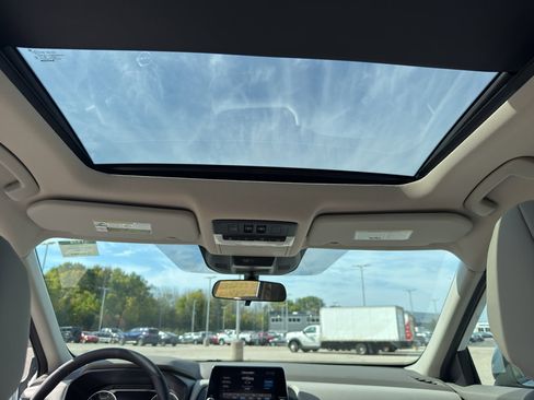 New 2026 Nissan Rogue SV w/ SV Premium Package image 30