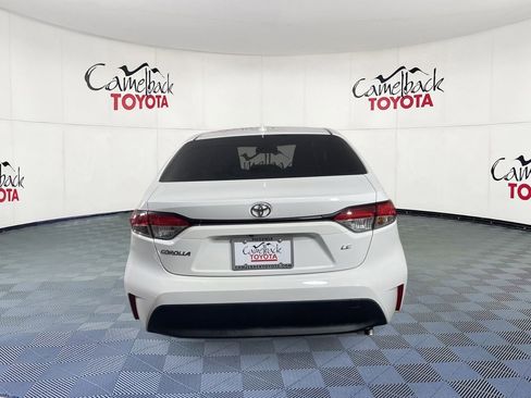 Used 2024 Toyota Corolla LE image 6