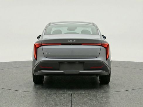 Used 2025 Kia K4 FWD image 7